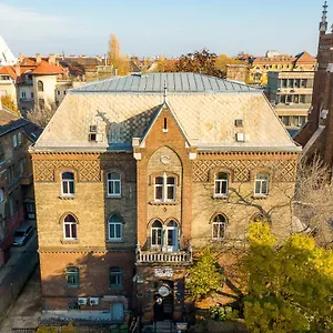 Dominik Panzio 2* Budapest